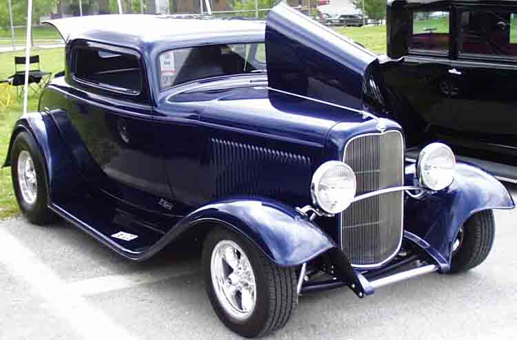 32 Ford Chopped 3W Coupe
