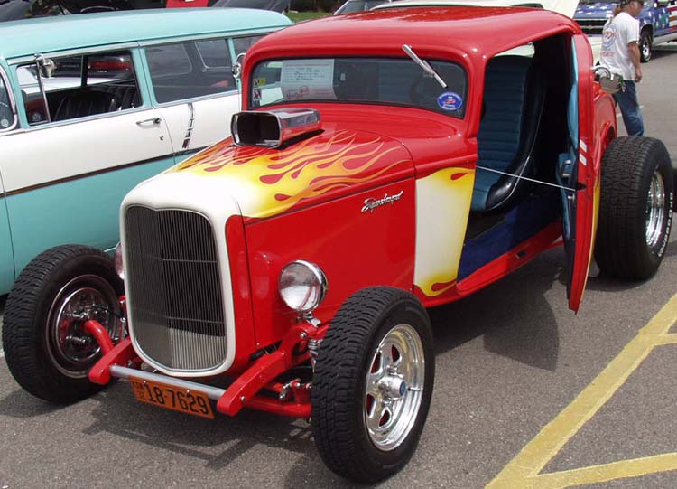 32 Ford Hiboy Chopped 3W Coupe