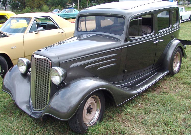 35 Chevy 4dr Sedan