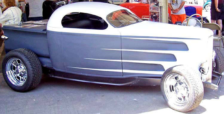 32 Ford Hiboy Chopped Pickup
