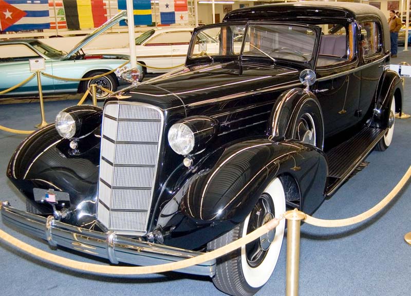 35 Cadillac 370-D Fleetwood Town Cabiolet