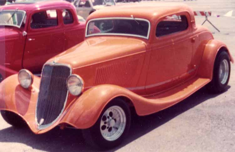 33 Ford Chopped 3W Coupe
